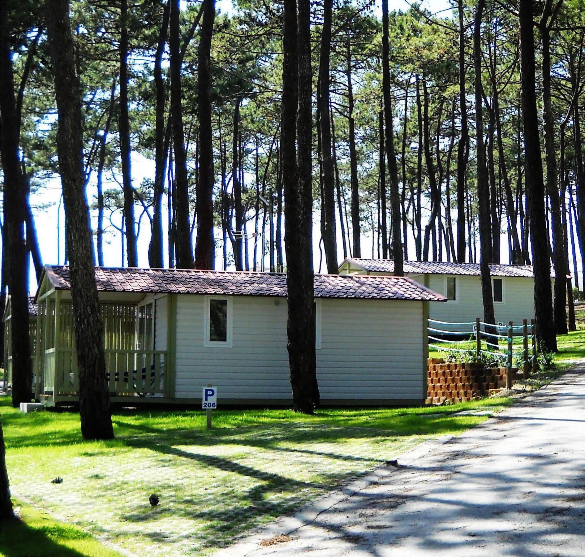Orbitur Valado Bungalows Caravan Park Hotell Nazaré Eksteriør bilde