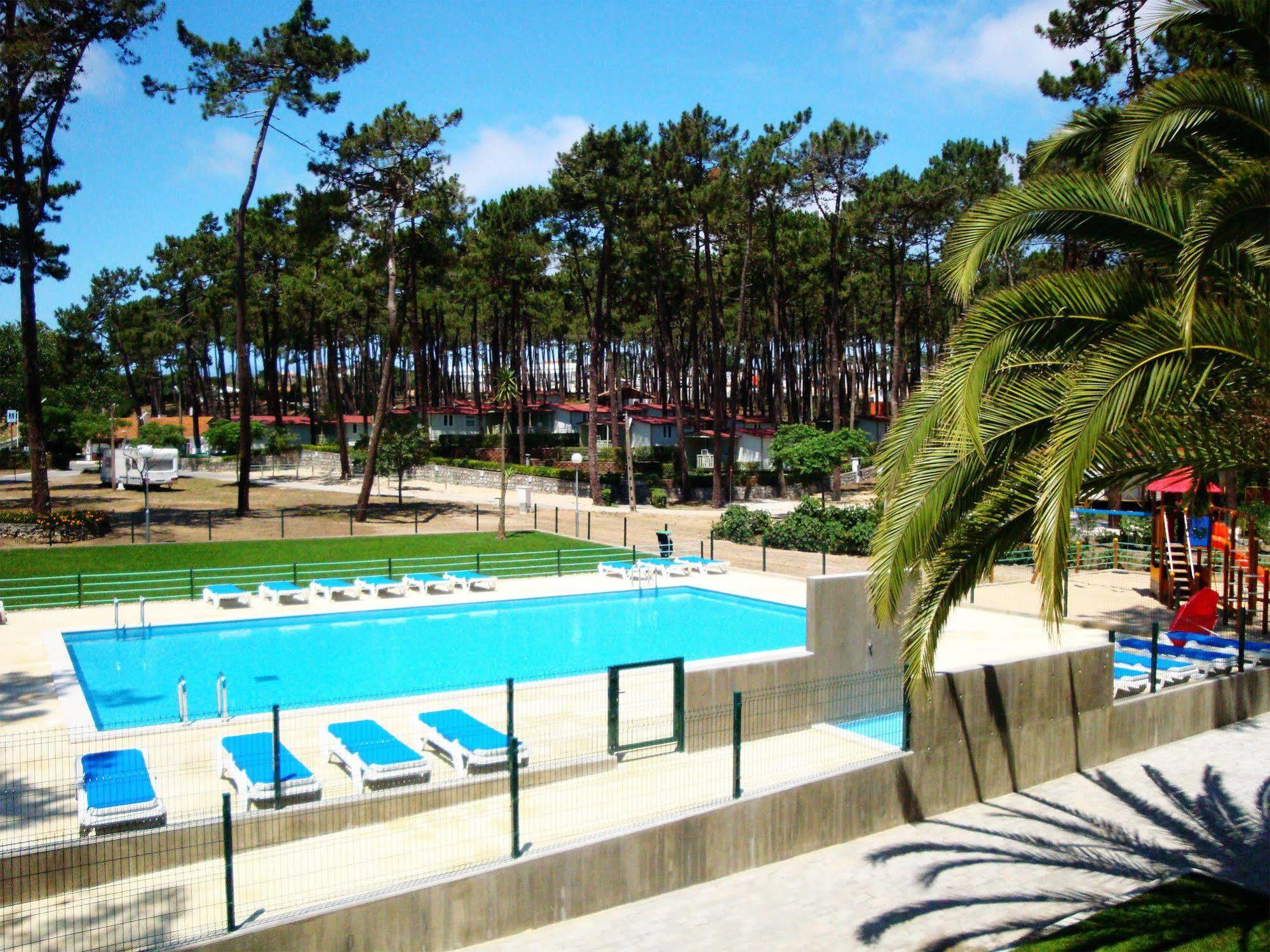 Orbitur Valado Bungalows Caravan Park Hotell Nazaré Eksteriør bilde